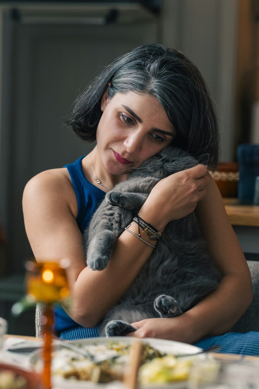 Support a Grieving Family Member After Pet Loss Guide